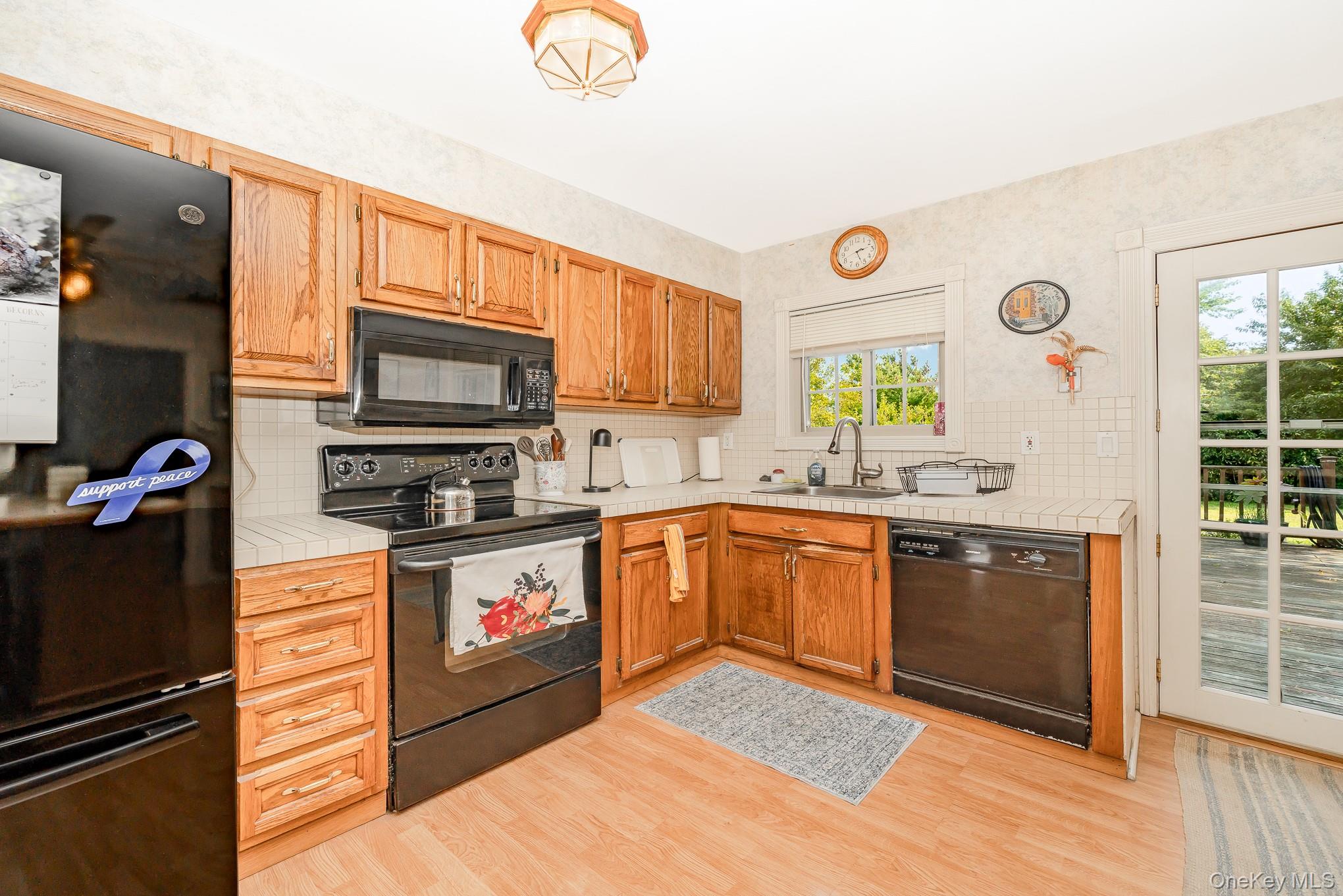 16 Malcolm Street, Bellport, NY 11713