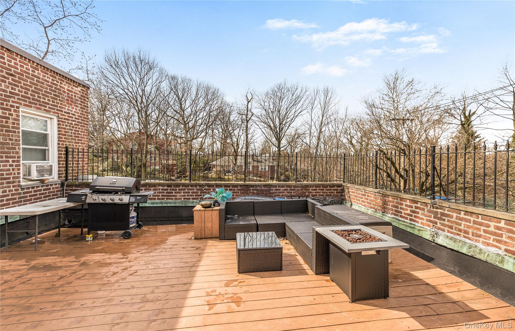4601 Henry Hudson Parkway # B11B14, Bronx, NY 10471