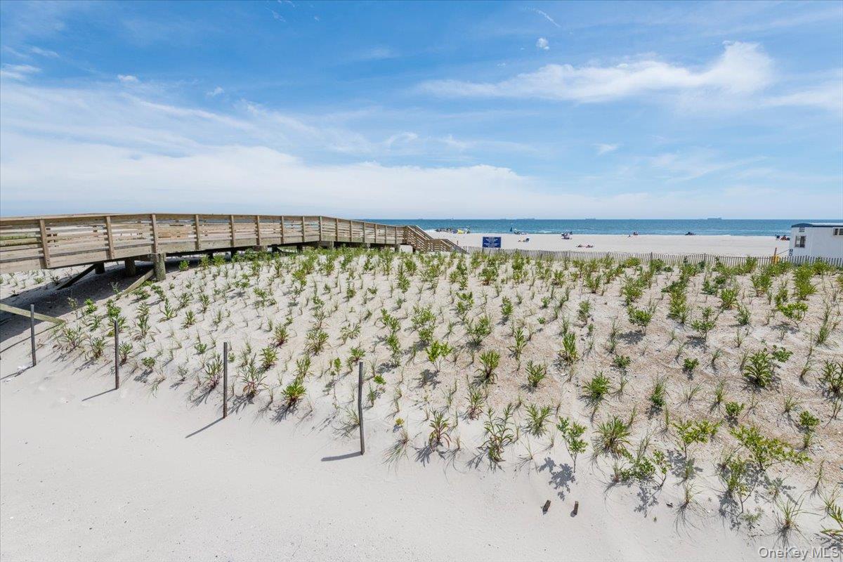 1 E Broadway # 7O, Long Beach, NY 11561