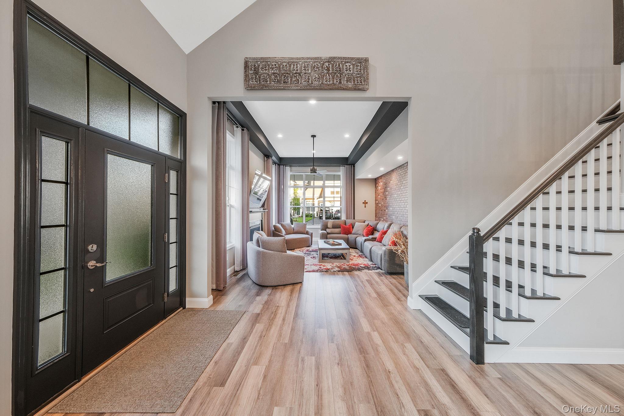 208 Belmont Circle, Yaphank, NY 11980