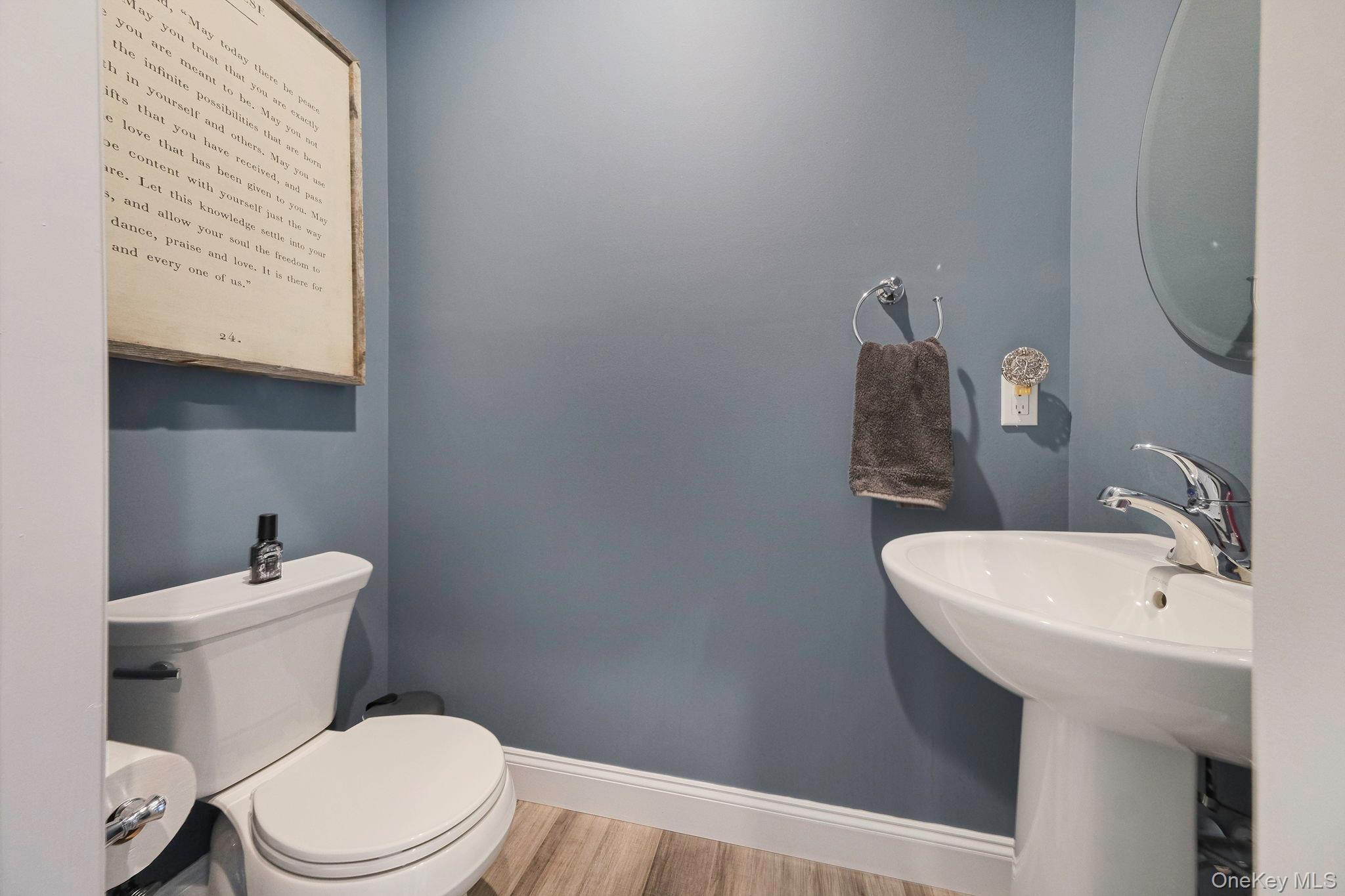 208 Belmont Circle, Yaphank, NY 11980