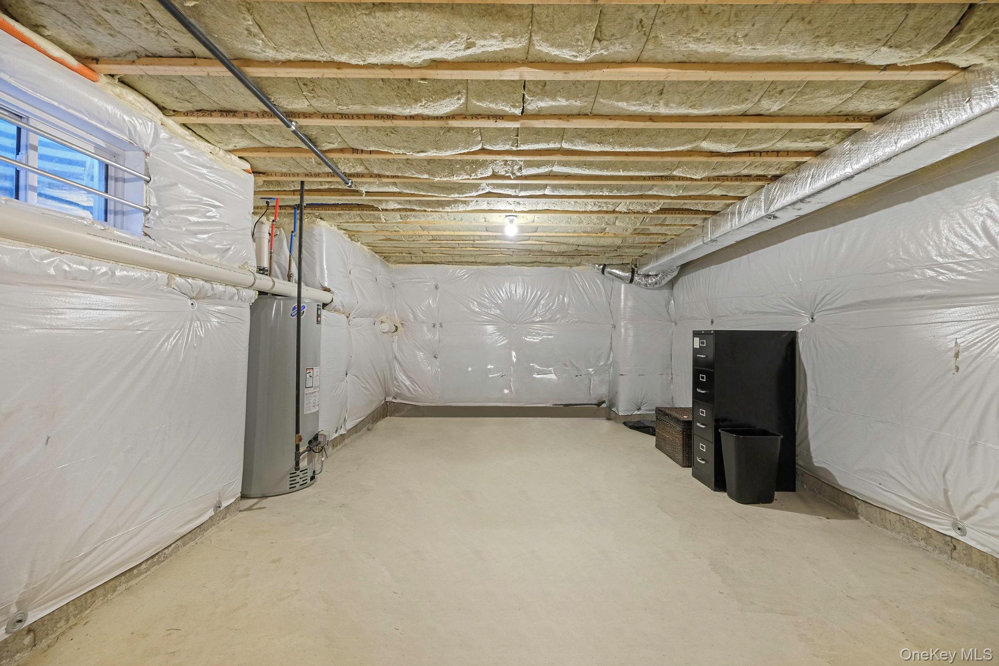 208 Belmont Circle, Yaphank, NY 11980