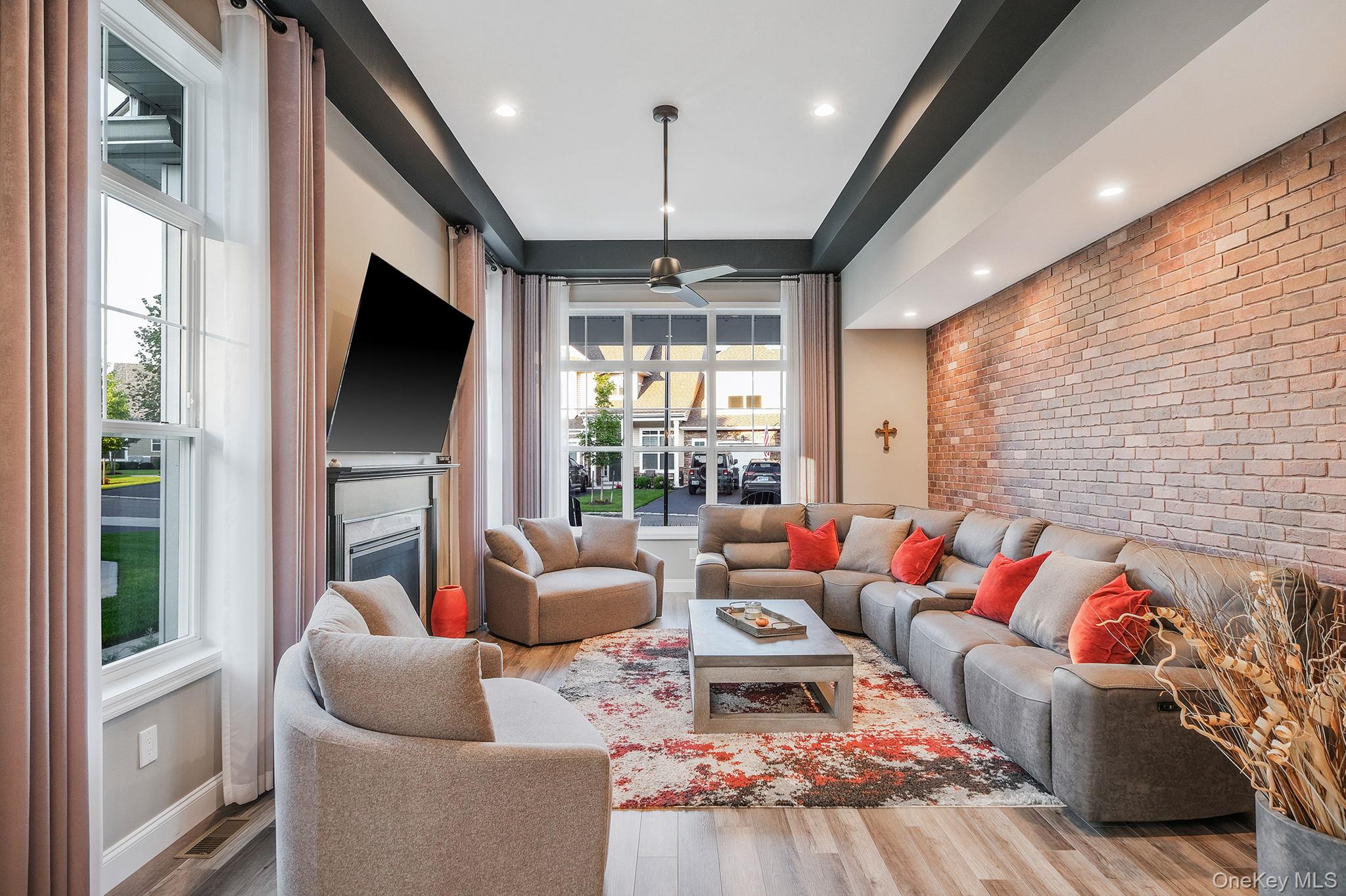 208 Belmont Circle, Yaphank, NY 11980