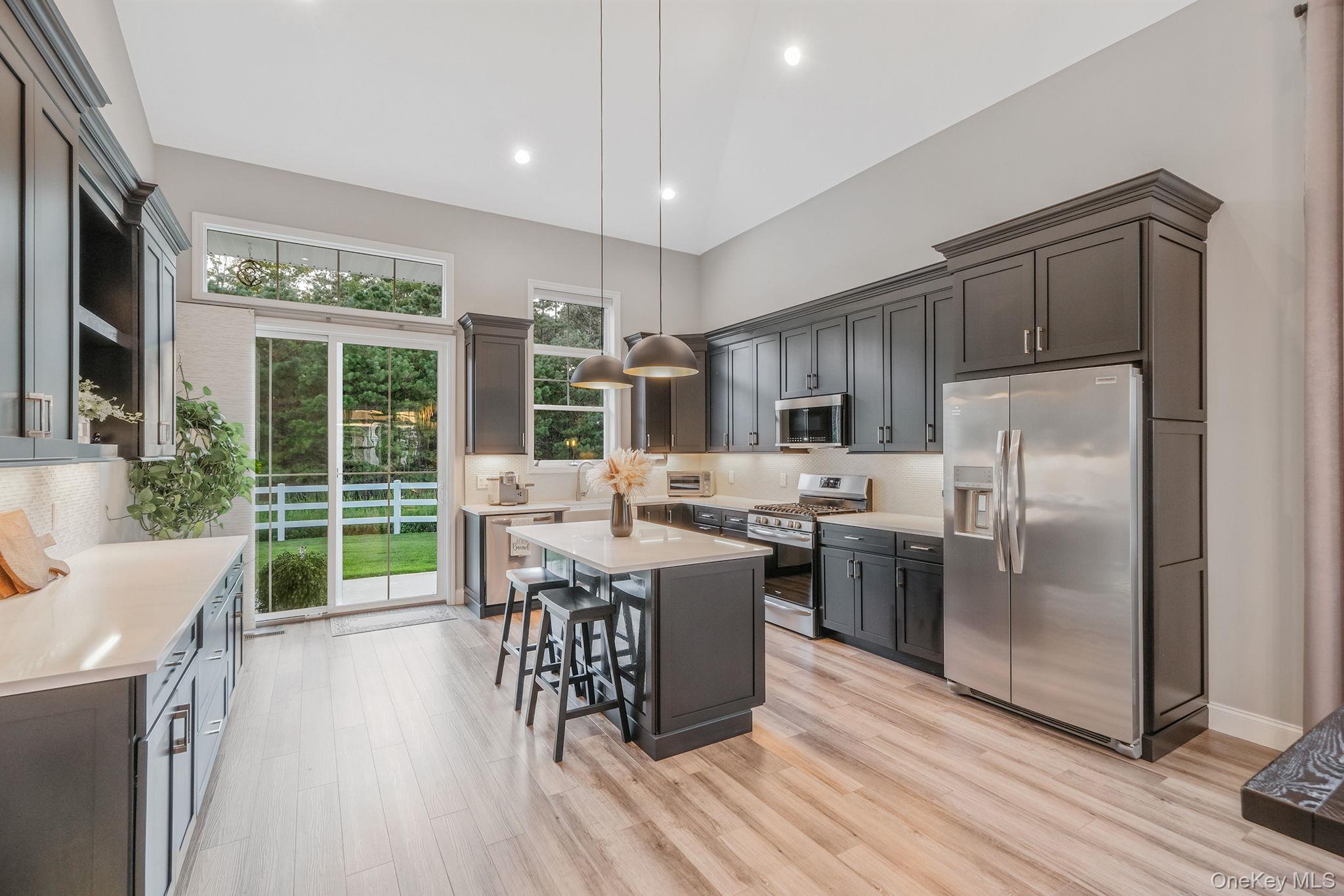 208 Belmont Circle, Yaphank, NY 11980