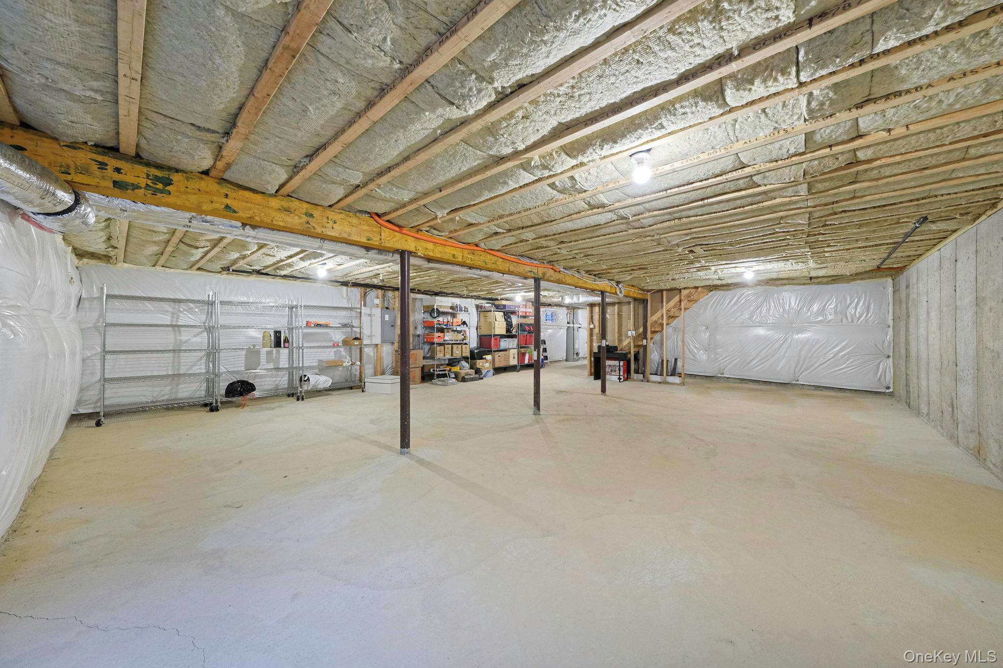 208 Belmont Circle, Yaphank, NY 11980