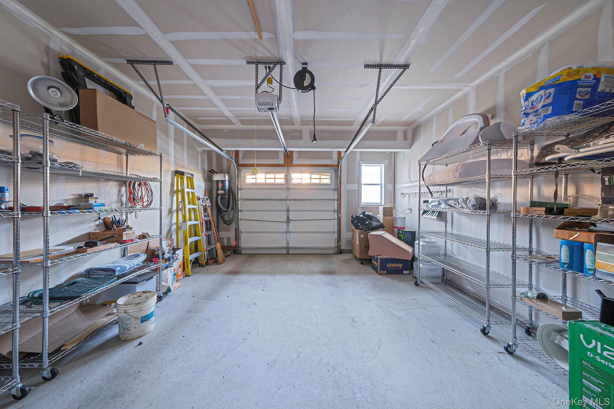 208 Belmont Circle, Yaphank, NY 11980