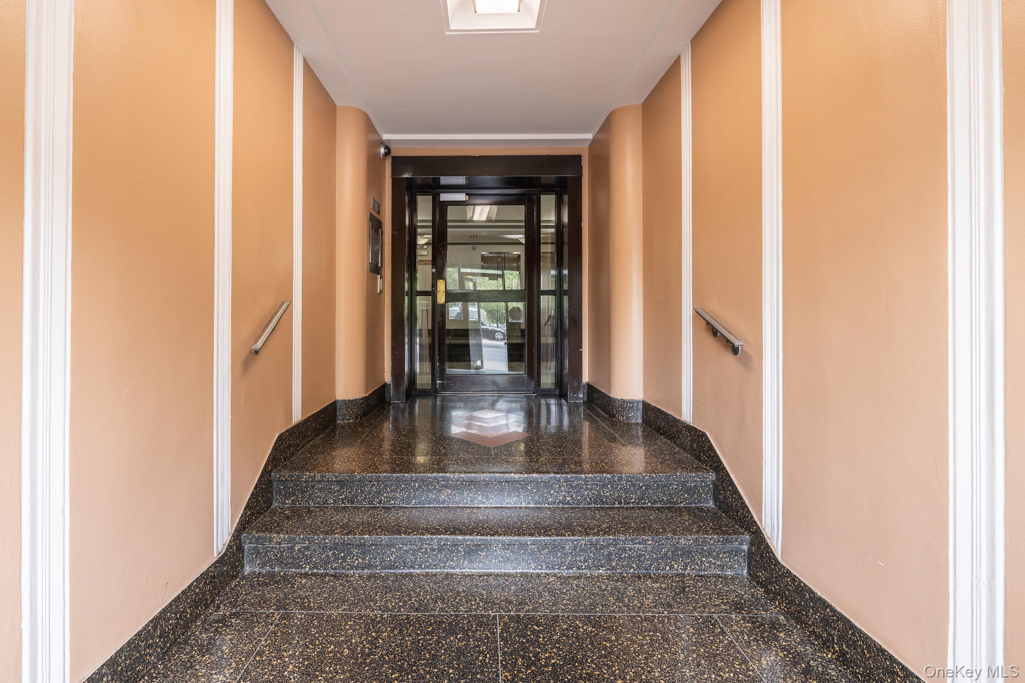 2190 Boston Road # 4E, Bronx, NY 10462