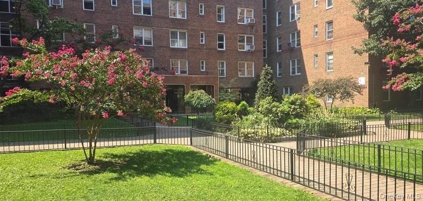 105-25 65 Avenue # 5H, Forest Hills, NY 11375