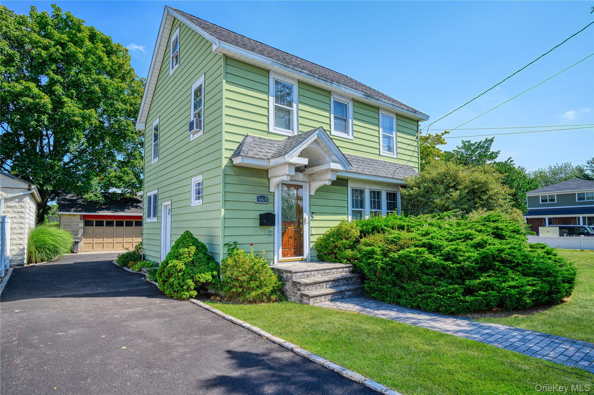 464 Central Avenue, Bethpage, NY 11714