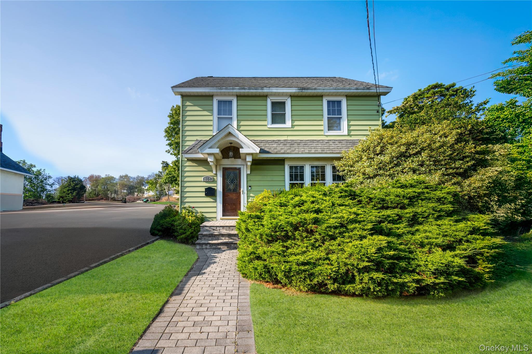 464 Central Avenue, Bethpage, NY 11714