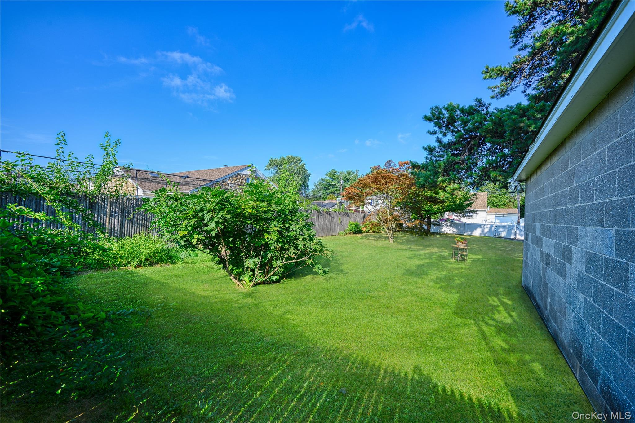 464 Central Avenue, Bethpage, NY 11714