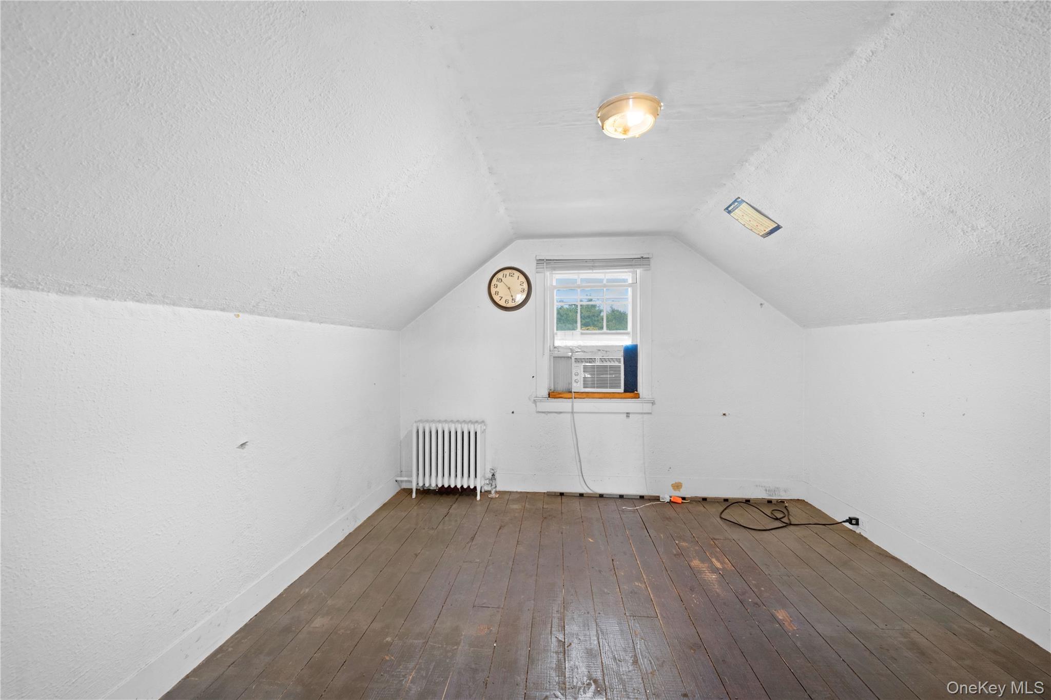 464 Central Avenue, Bethpage, NY 11714