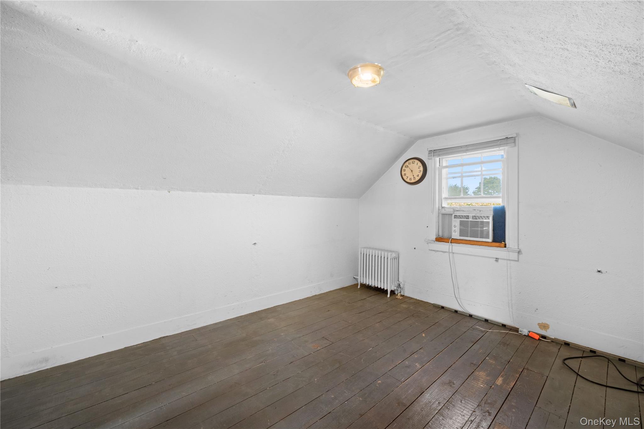 464 Central Avenue, Bethpage, NY 11714