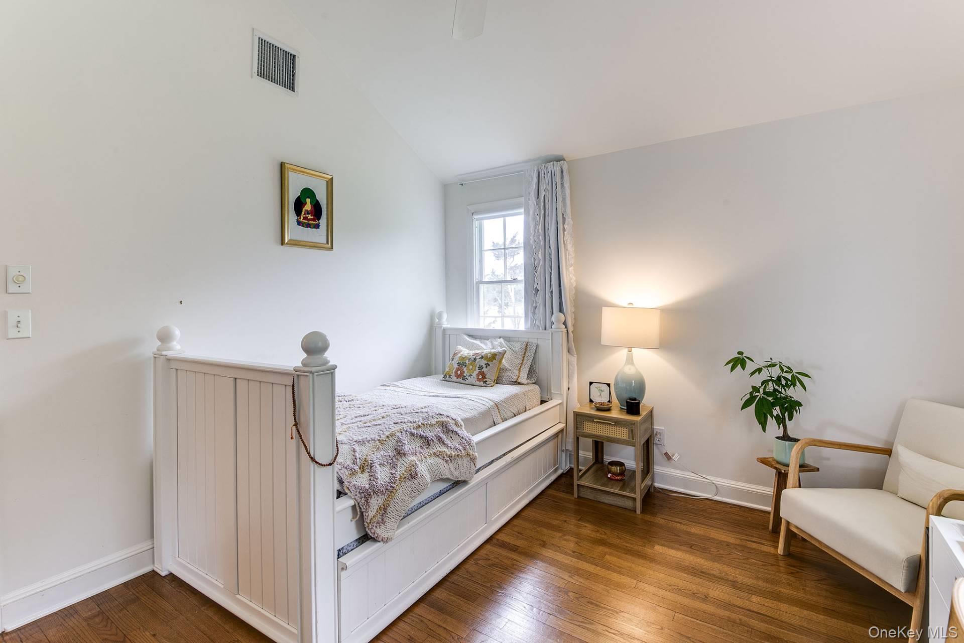 11 East Harbor Drive, Sag Harbor, NY 11963