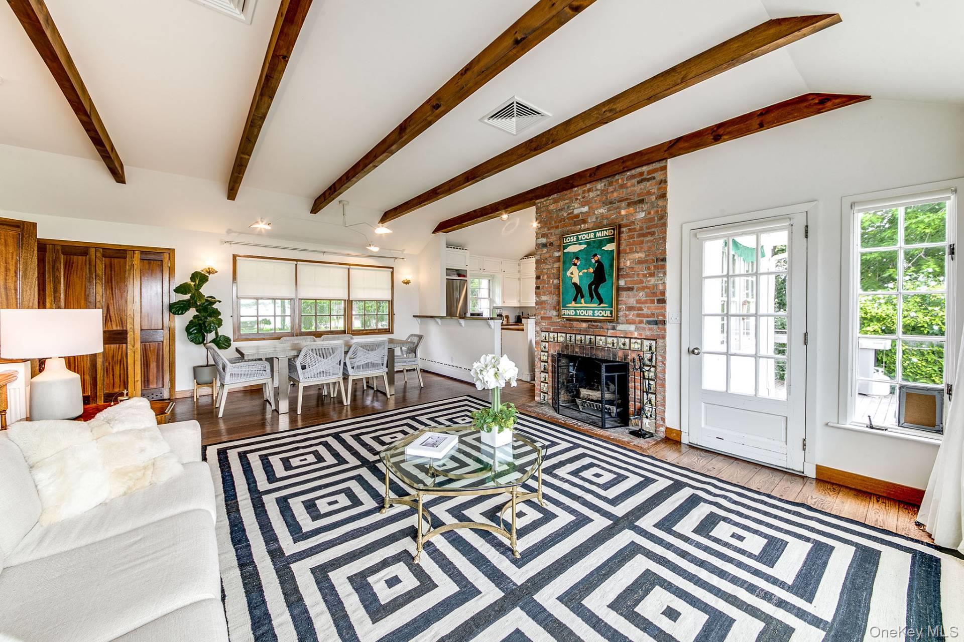 11 East Harbor Drive, Sag Harbor, NY 11963