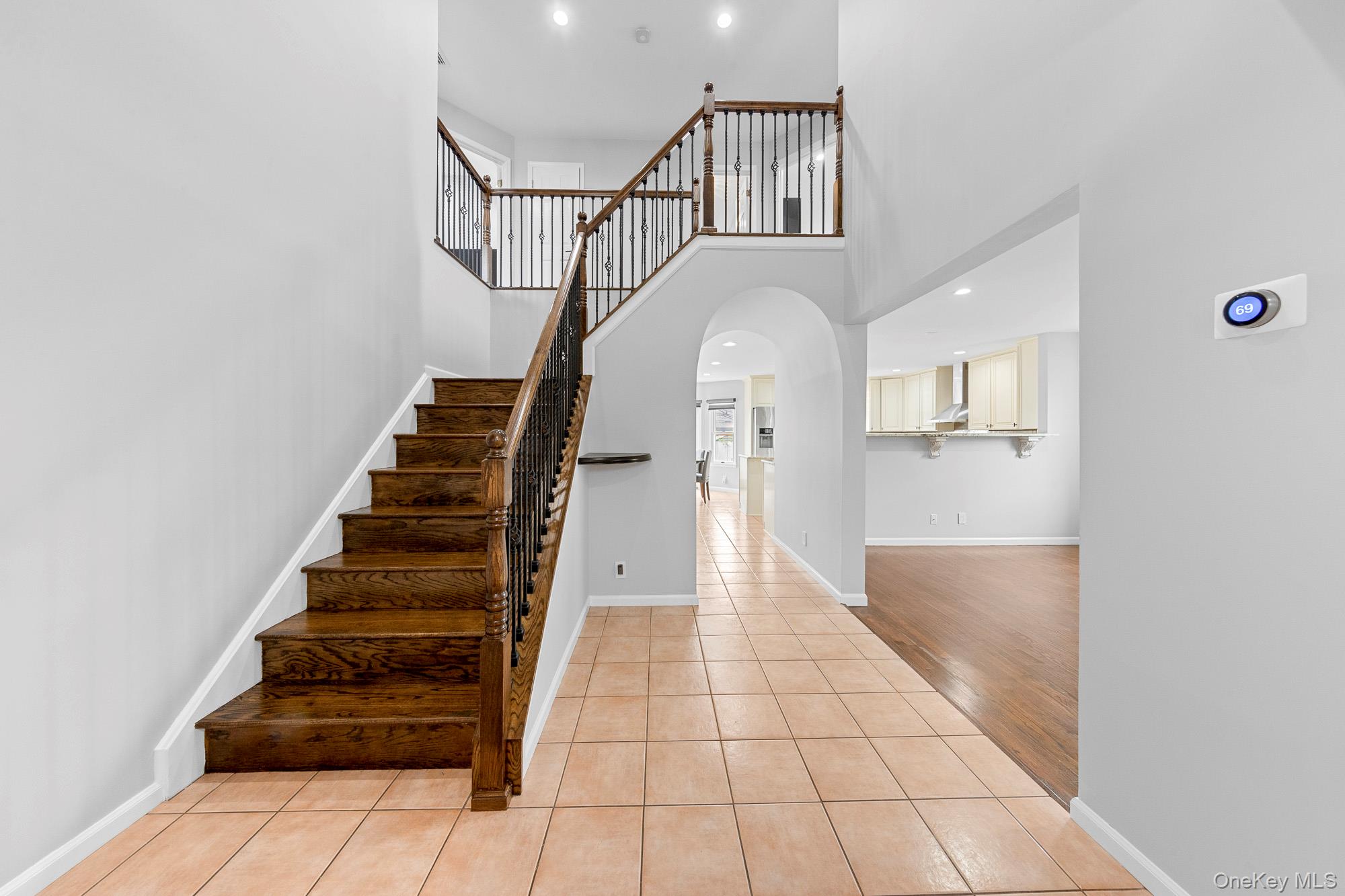 458 Mineola Avenue, Carle Place, NY 11514