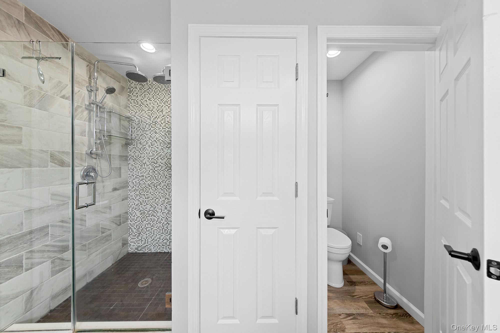 458 Mineola Avenue, Carle Place, NY 11514