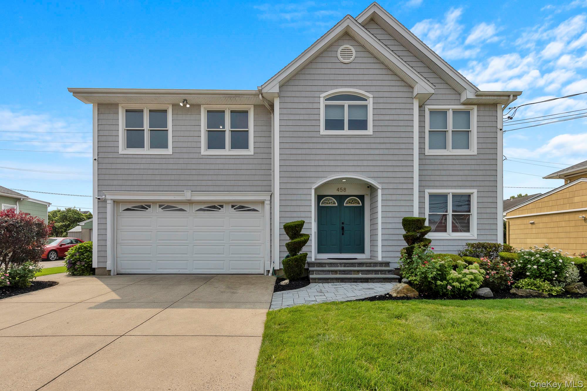 458 Mineola Avenue, Carle Place, NY 11514