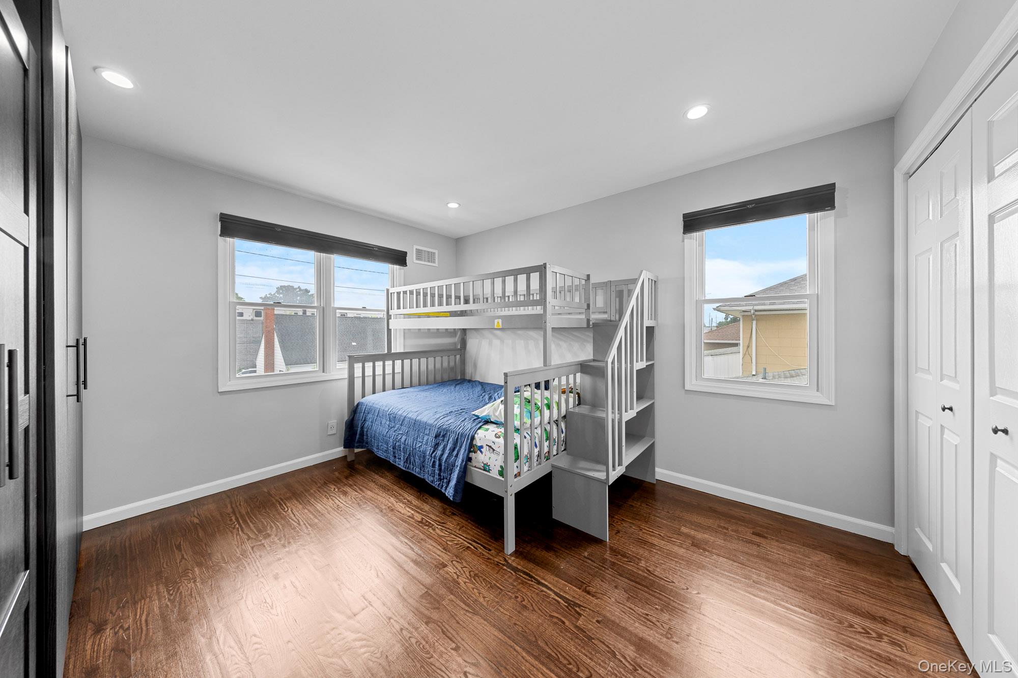 458 Mineola Avenue, Carle Place, NY 11514