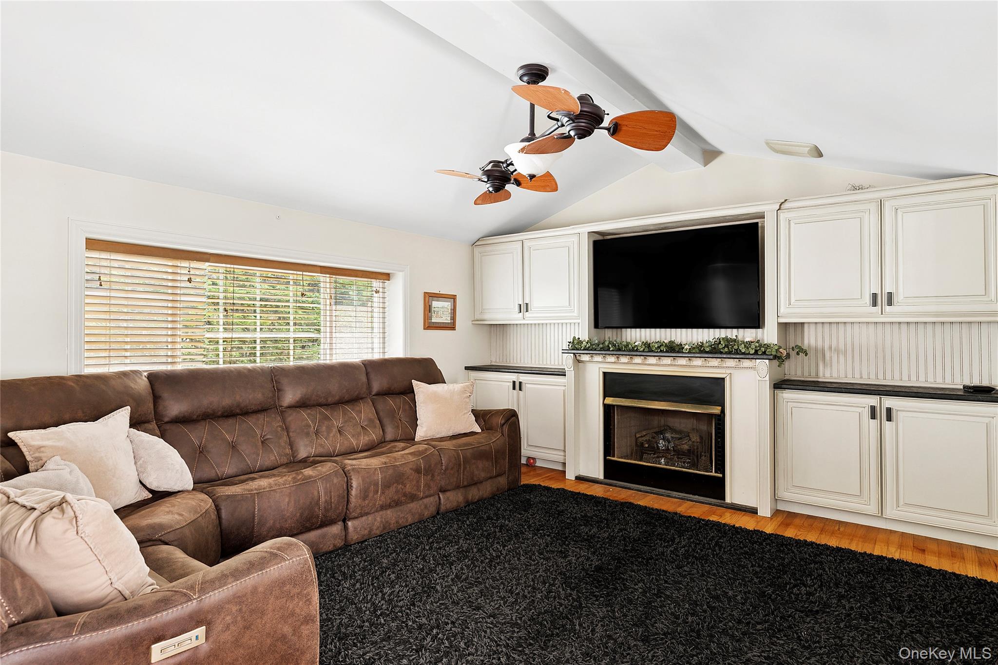 46 S Howell Avenue, Centereach, NY 11720