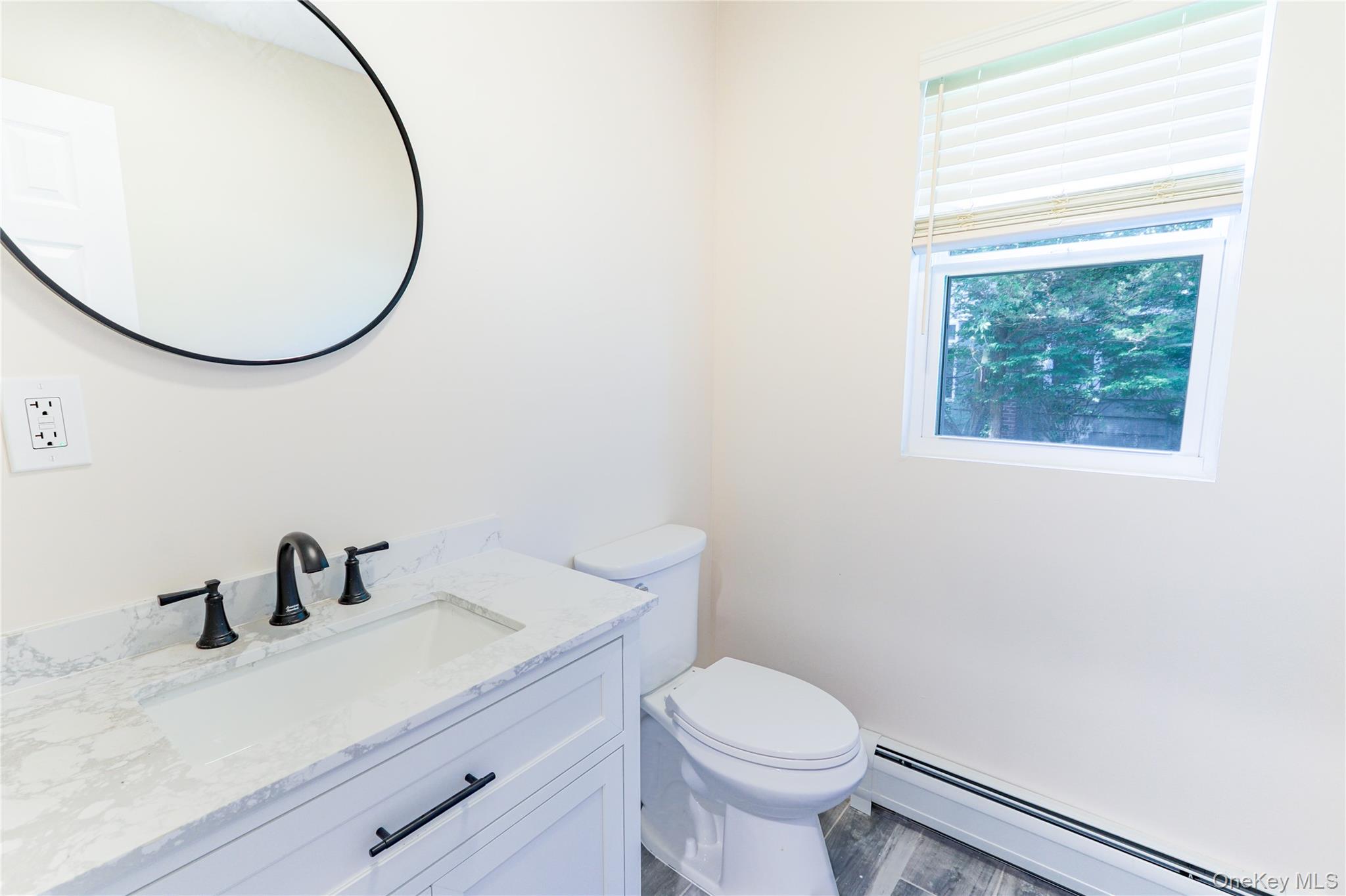 12 14th Street, Wading River, NY 11792