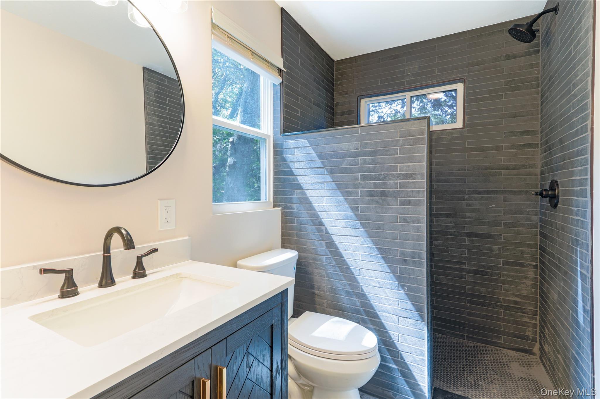 12 14th Street, Wading River, NY 11792