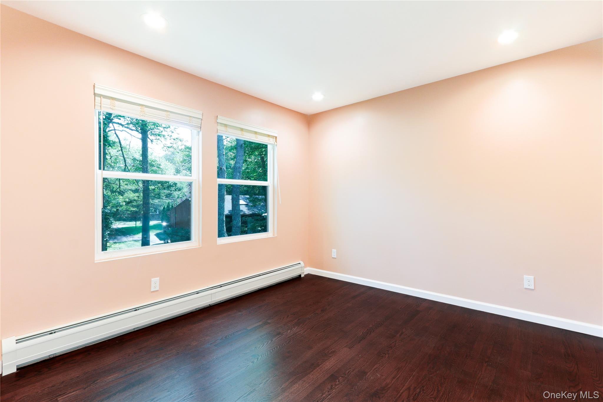 12 14th Street, Wading River, NY 11792