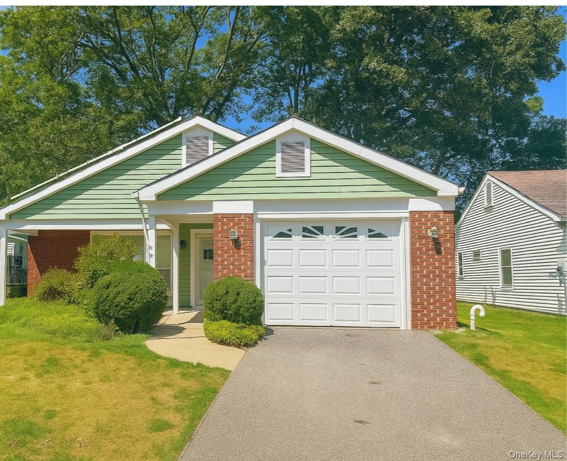 503 Lancaster Court # 503, Ridge, NY 11961