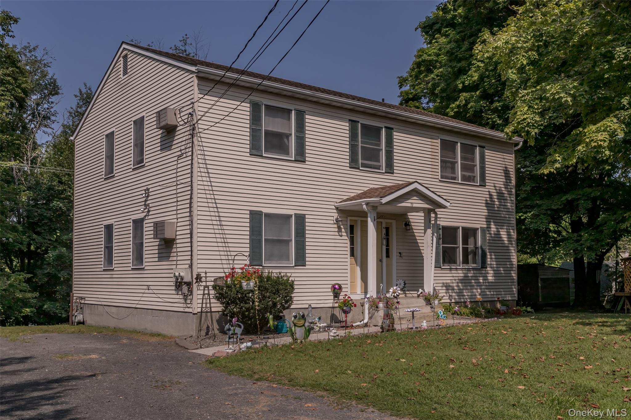 19 New Street, Florida, NY 10921
