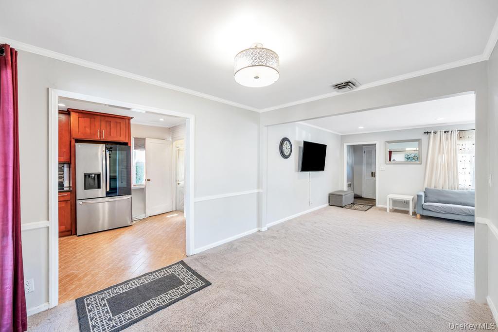 885 Downing Road, Valley Stream, NY 11580