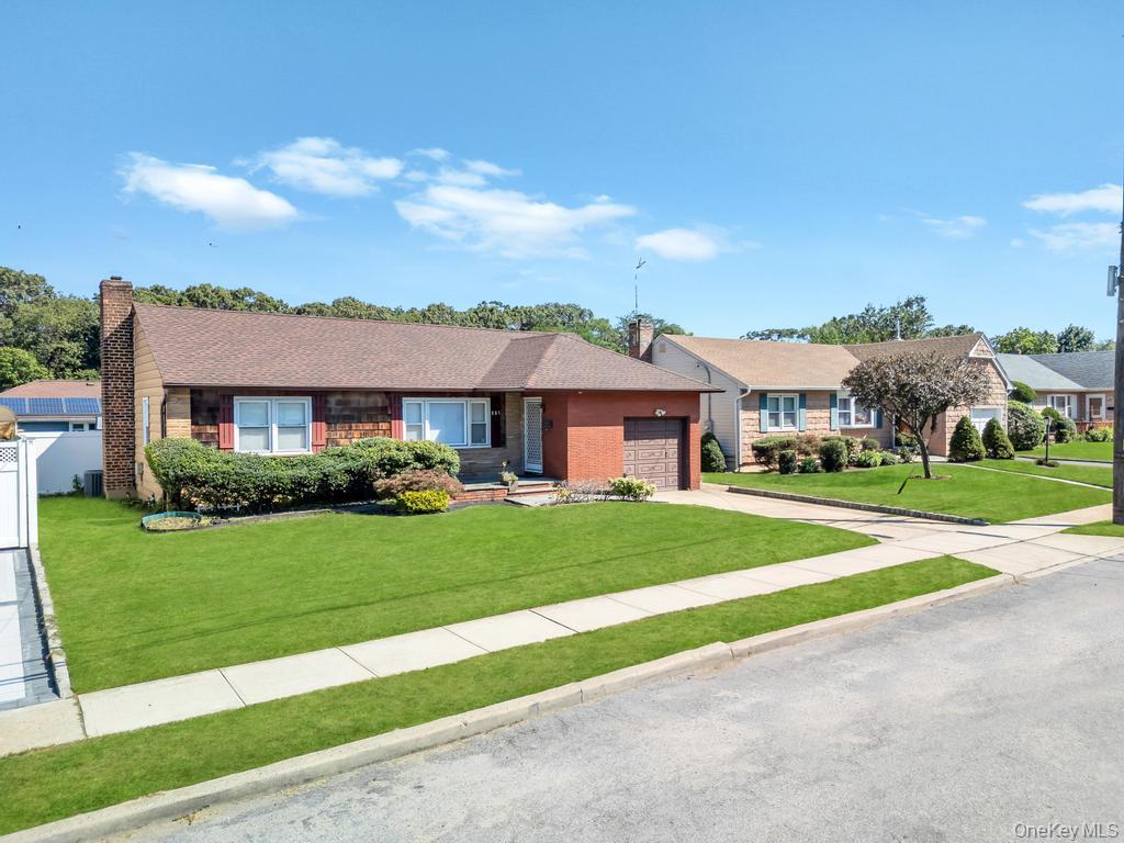 885 Downing Road, Valley Stream, NY 11580