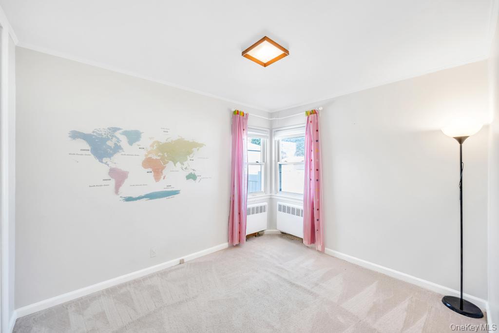 885 Downing Road, Valley Stream, NY 11580