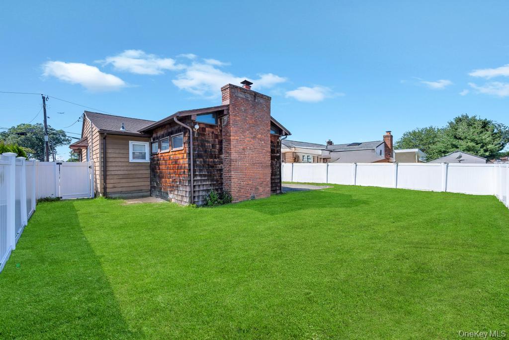 885 Downing Road, Valley Stream, NY 11580