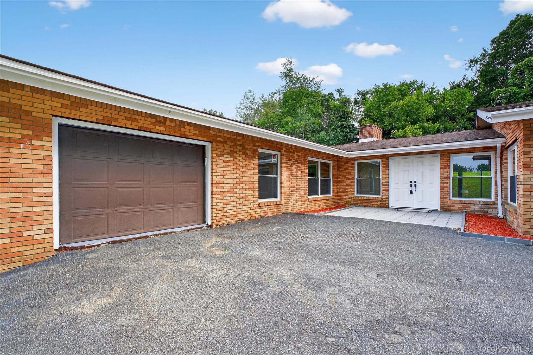 7 Penny Lane, Marlboro, NY 12542