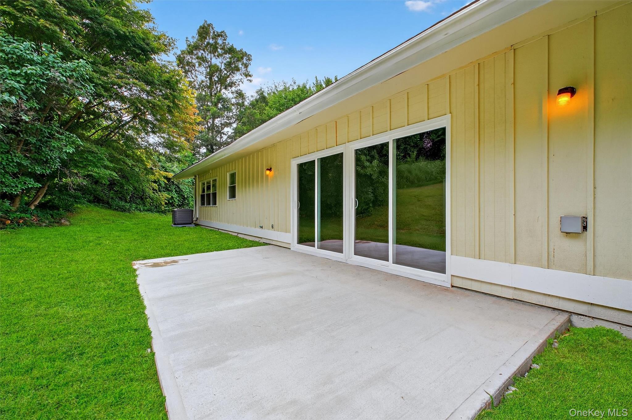 7 Penny Lane, Marlboro, NY 12542