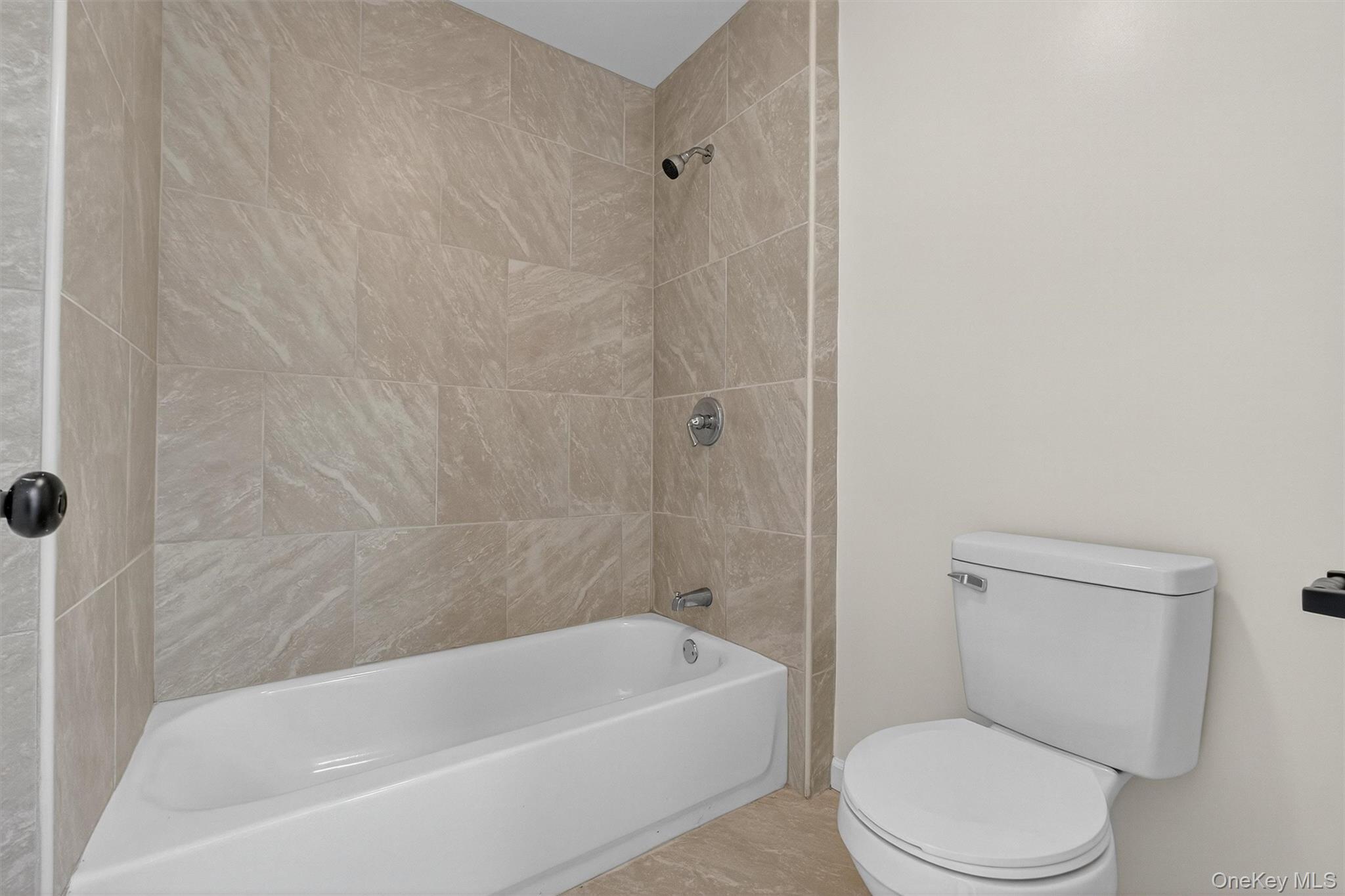 7 Penny Lane, Marlboro, NY 12542