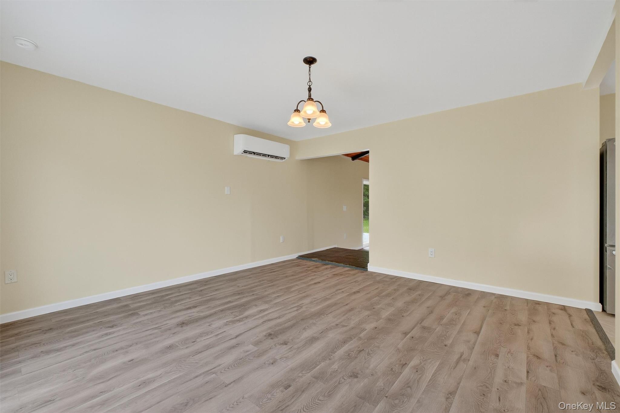 7 Penny Lane, Marlboro, NY 12542