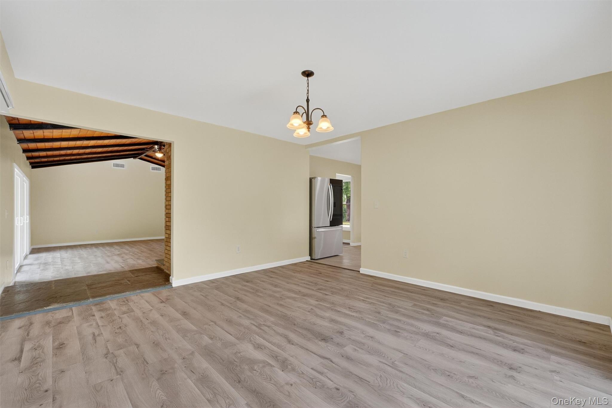 7 Penny Lane, Marlboro, NY 12542