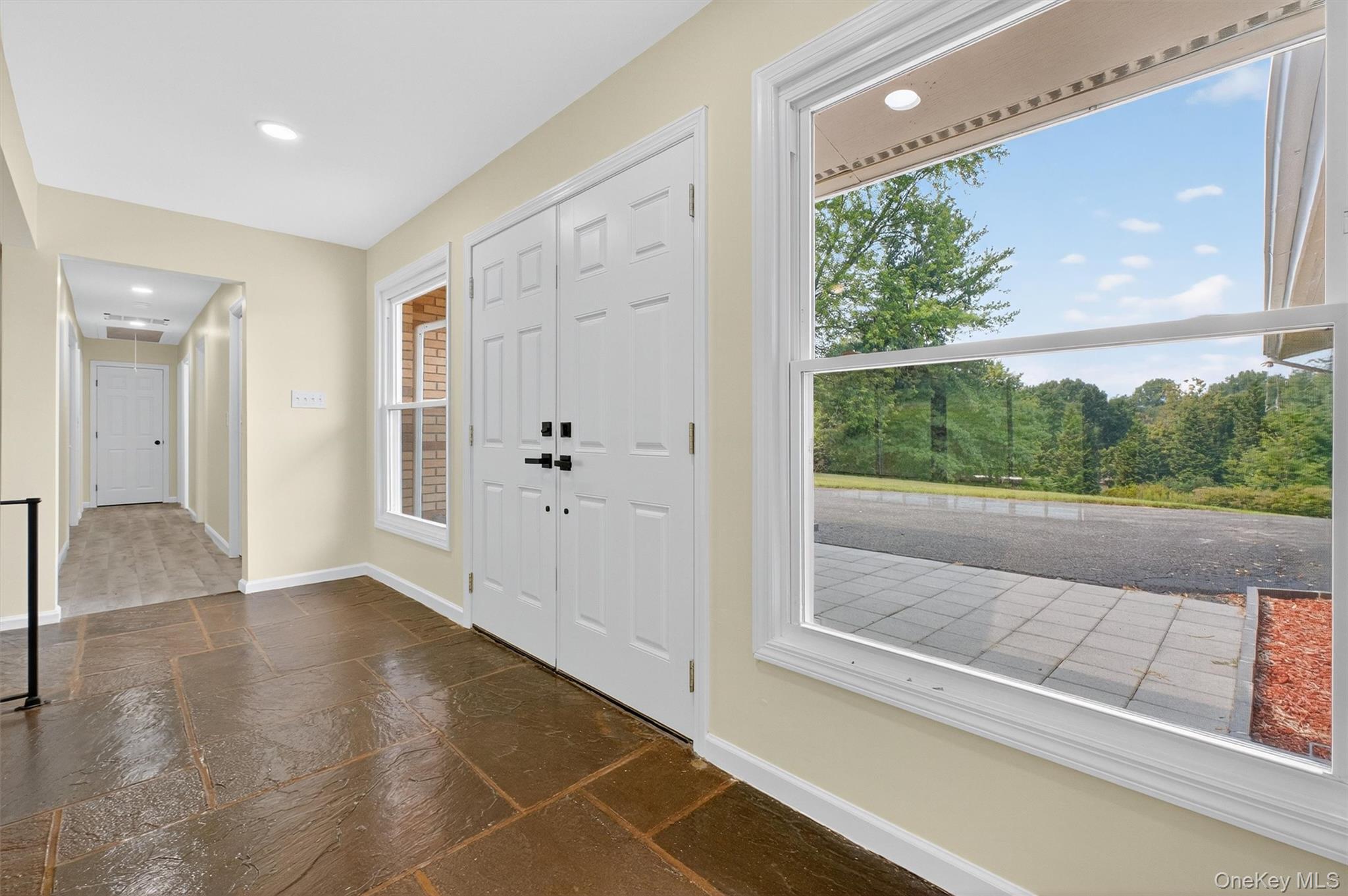 7 Penny Lane, Marlboro, NY 12542