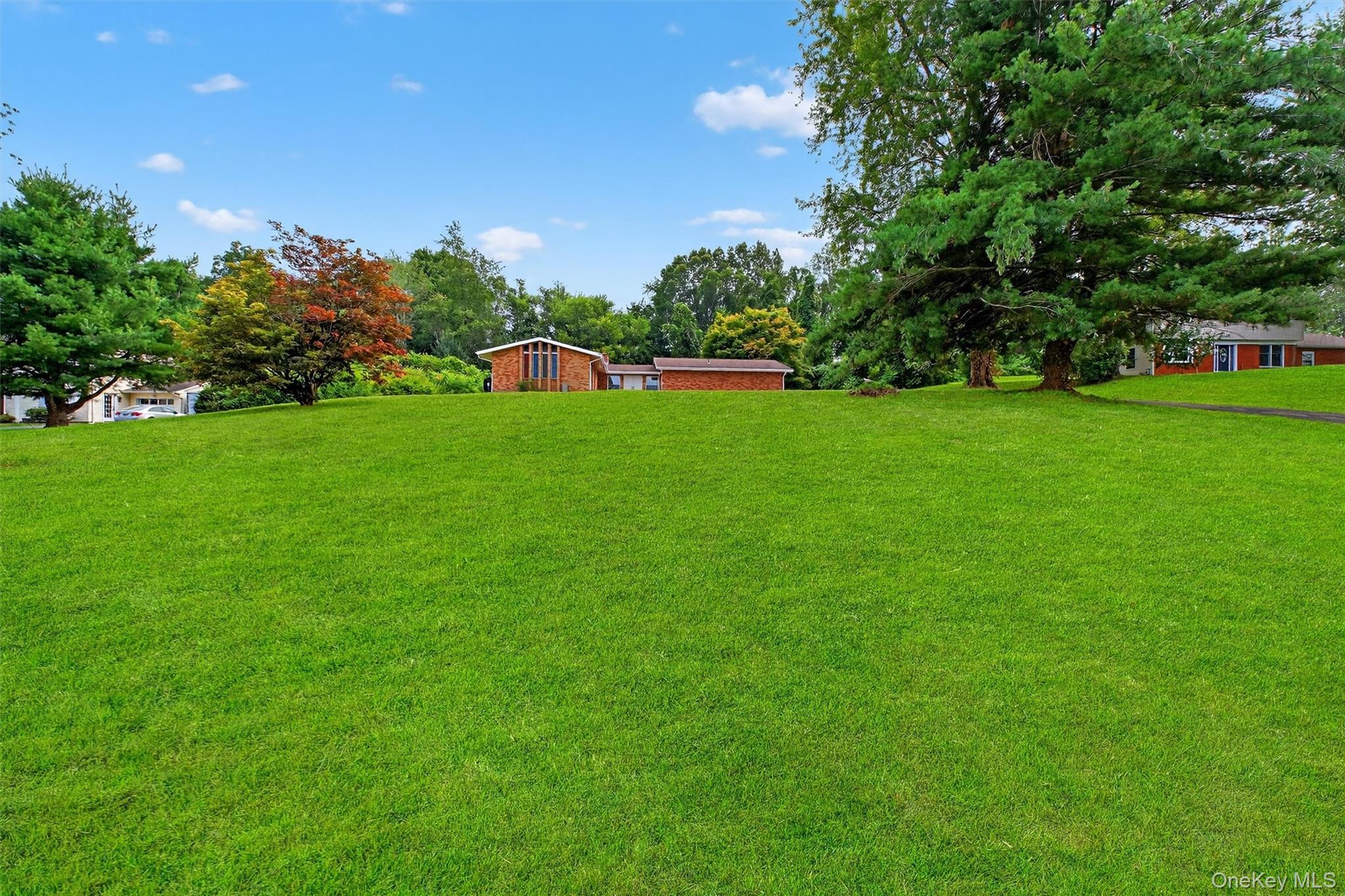 7 Penny Lane, Marlboro, NY 12542