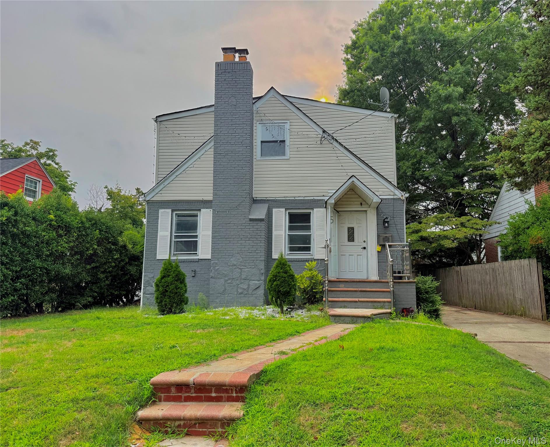 5 Juliette Road, Hempstead, NY 11552