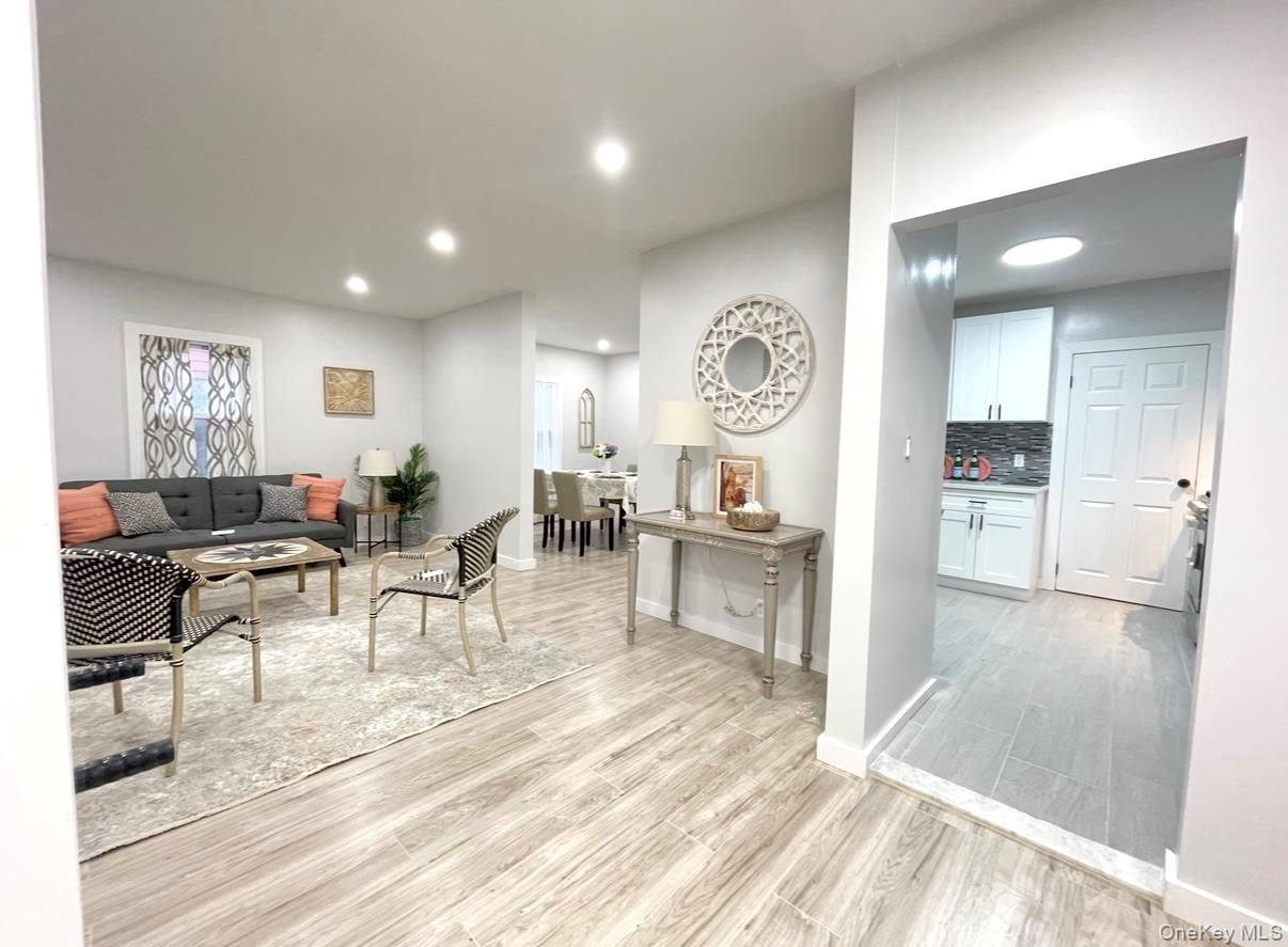 5 Juliette Road, Hempstead, NY 11552