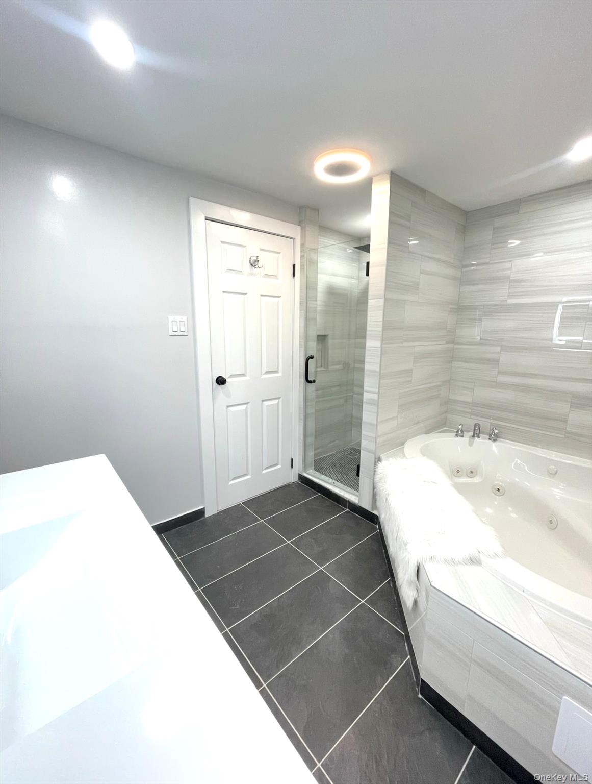 5 Juliette Road, Hempstead, NY 11552