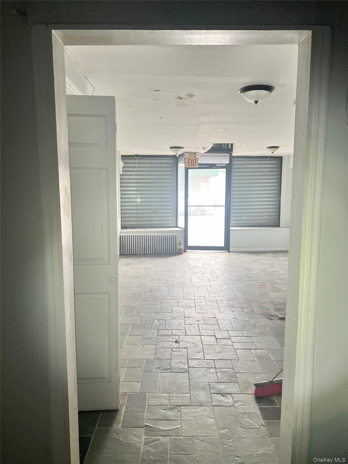 35 Tuckahoe Road, Yonkers, NY 10710