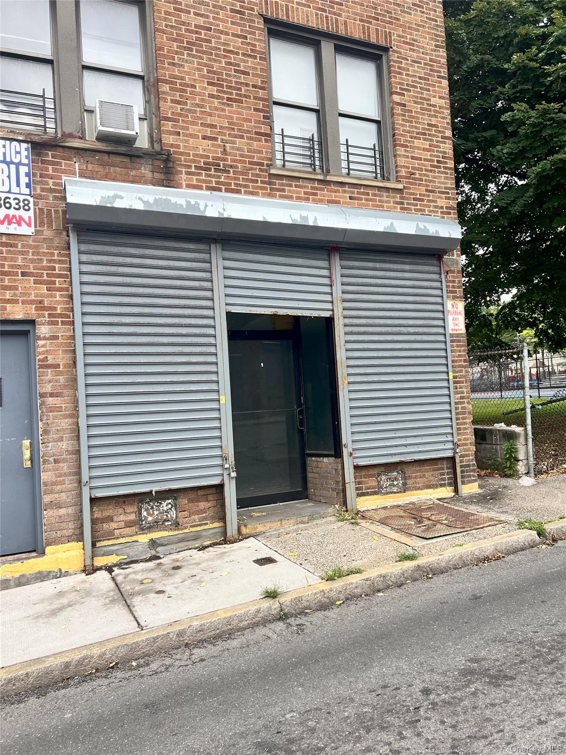 35 Tuckahoe Road, Yonkers, NY 10710