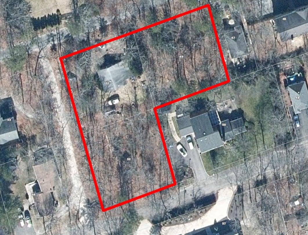 51 Shore Road, Hampton Bays, NY 11946