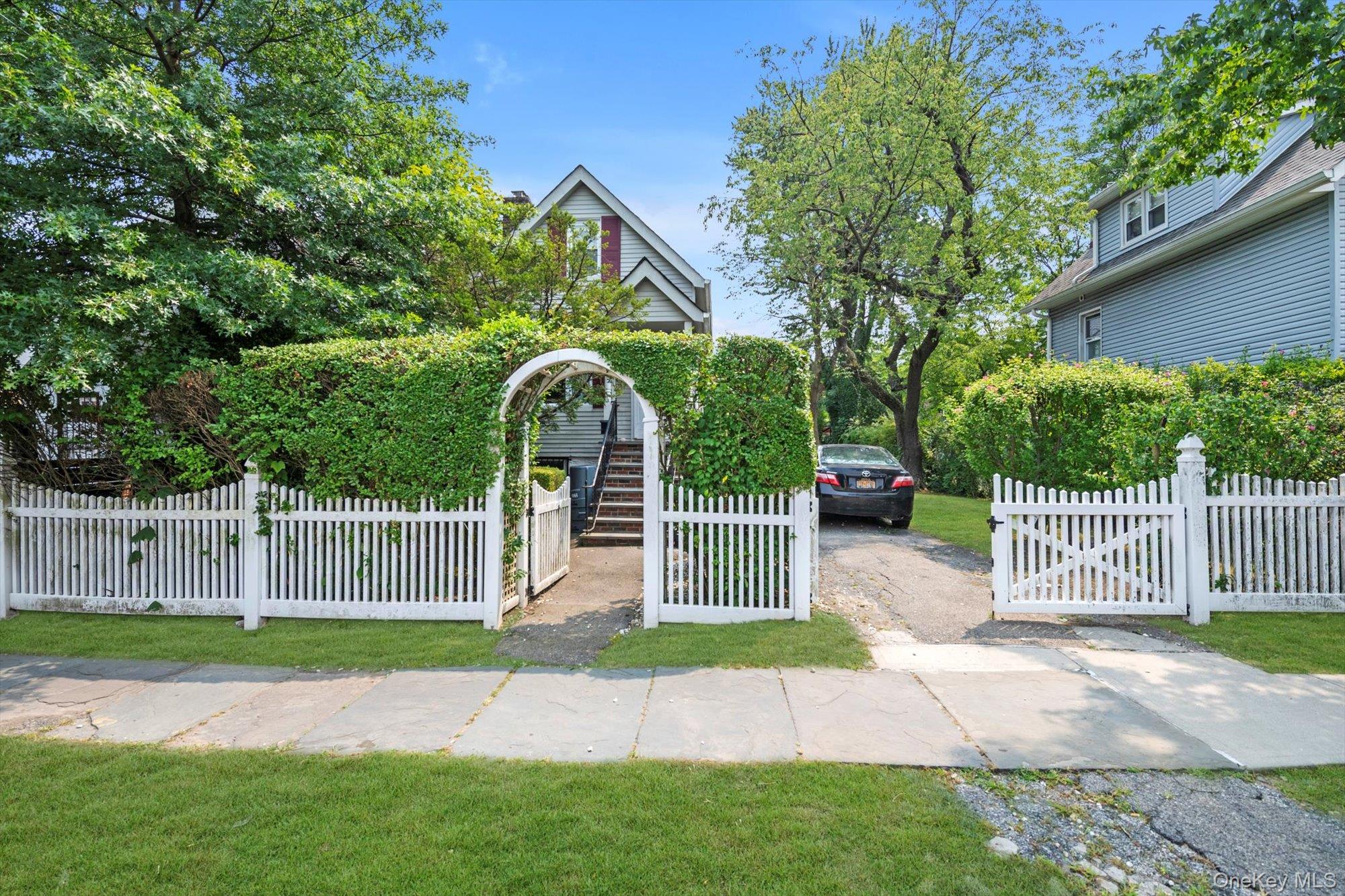 1906 Edenwald Edenwald Avenue, Bronx, NY 10466