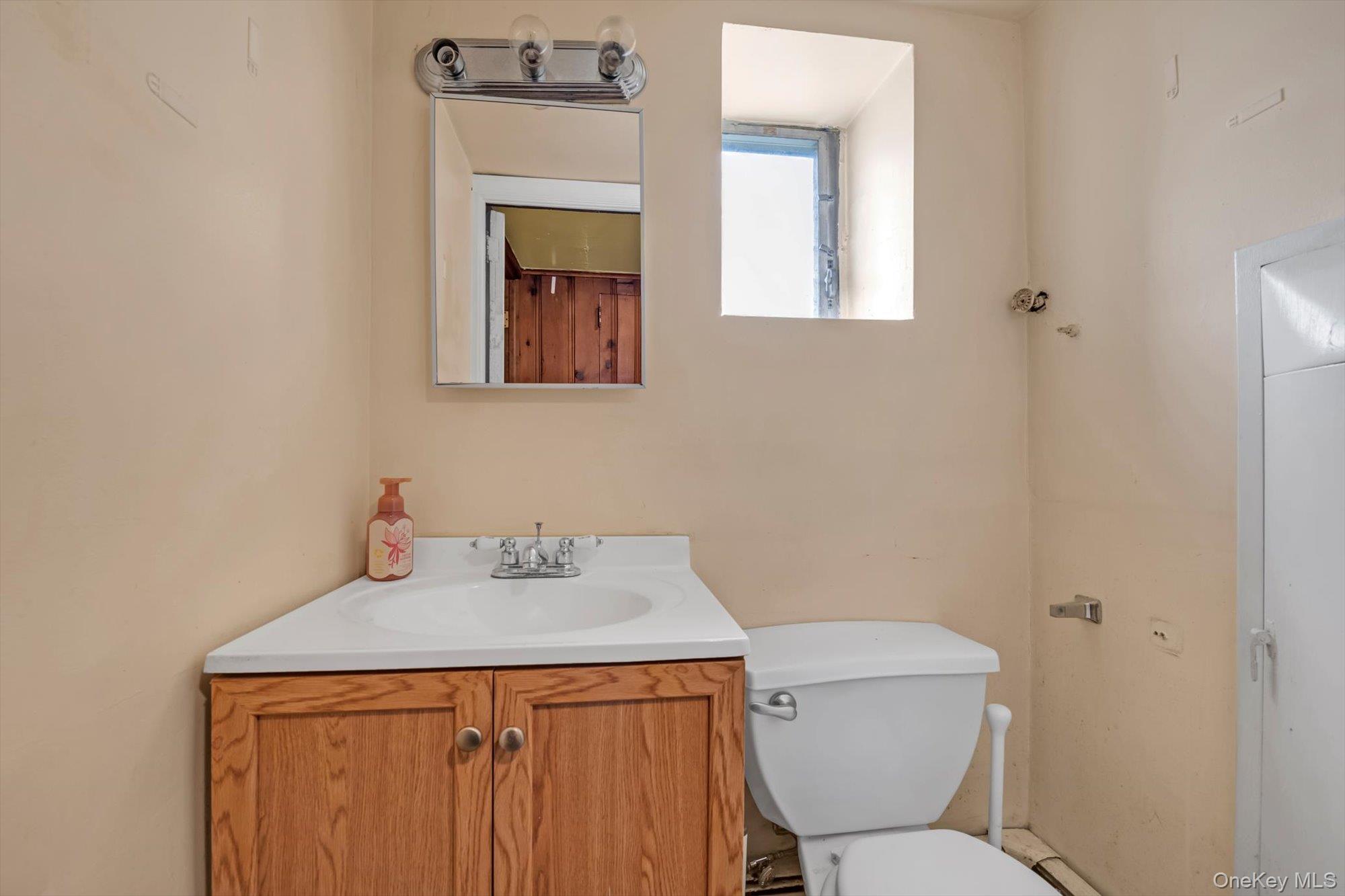 1906 Edenwald Avenue, Bronx, NY 10466