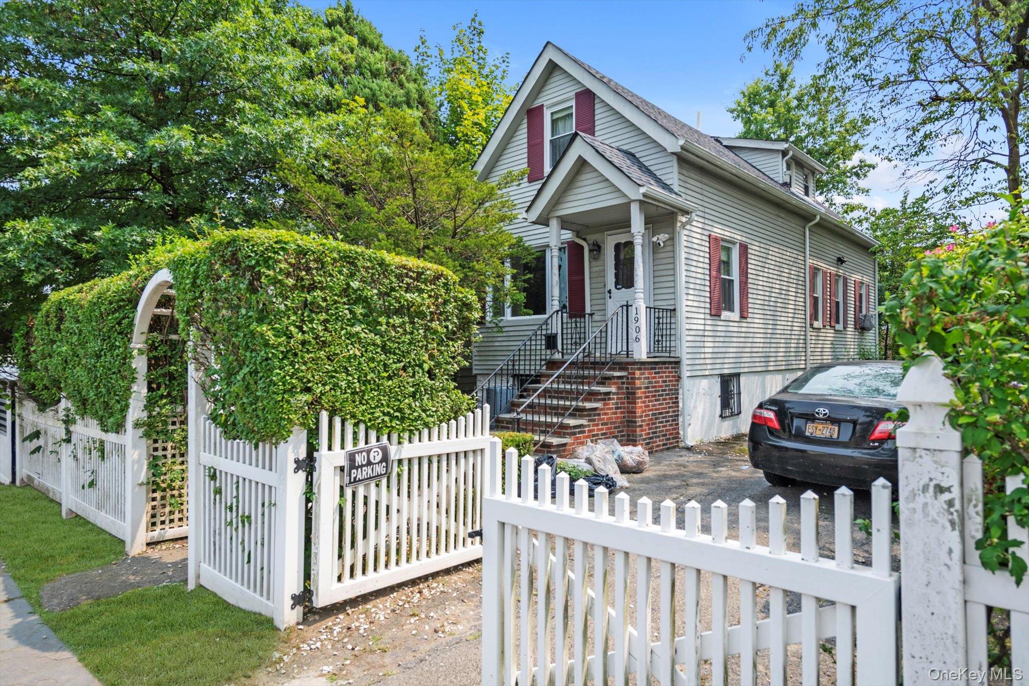 1906 Edenwald Avenue, Bronx, NY 10466