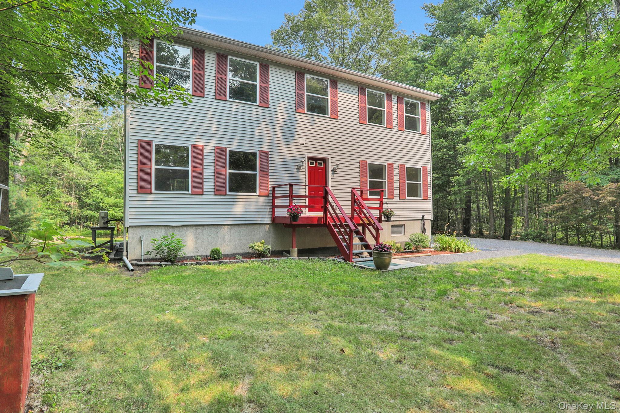 10 Lairds Court, Cairo, NY 12413